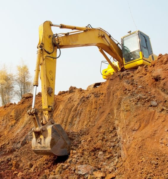 excavator excavating landfill 2 courtland ms